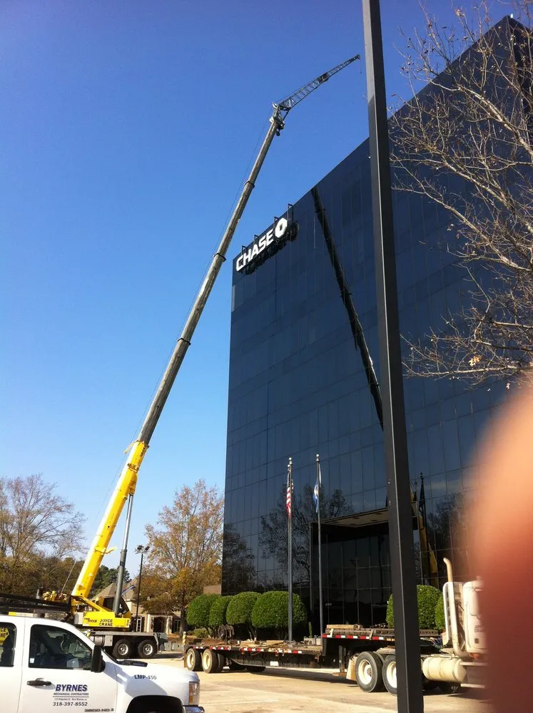 Slide of SmittyBuilt Construction