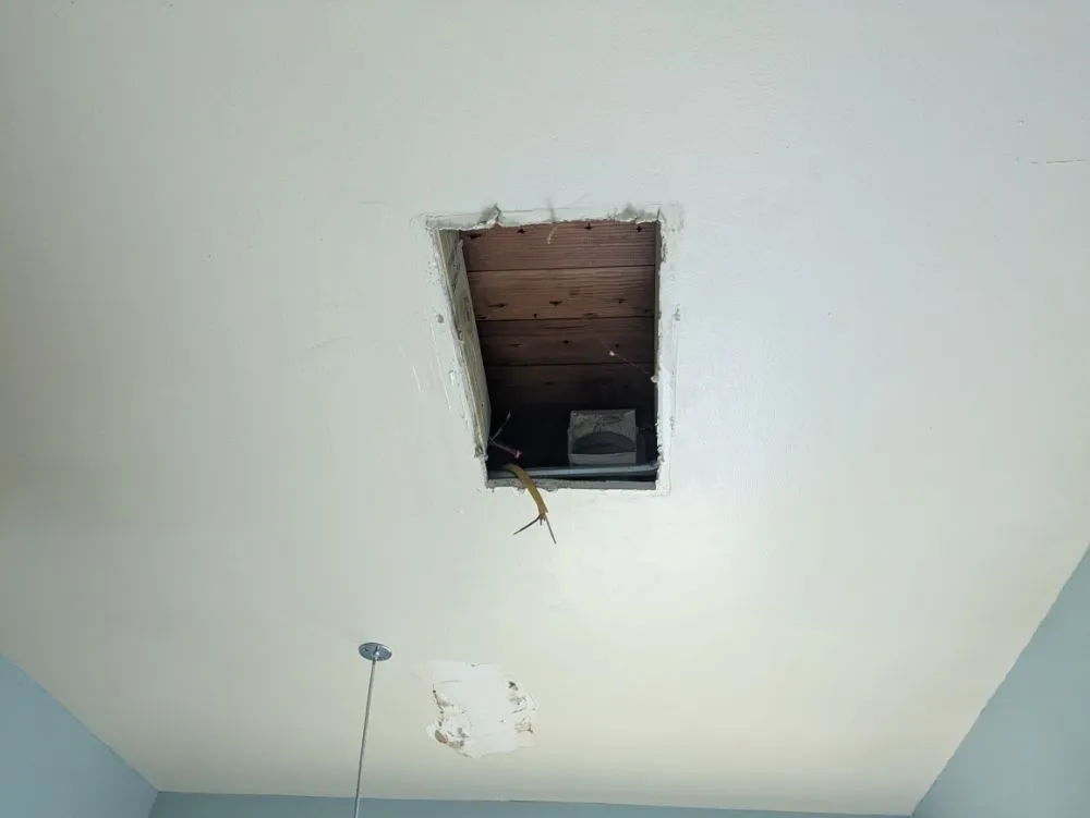 Slide of Smittys Do It all