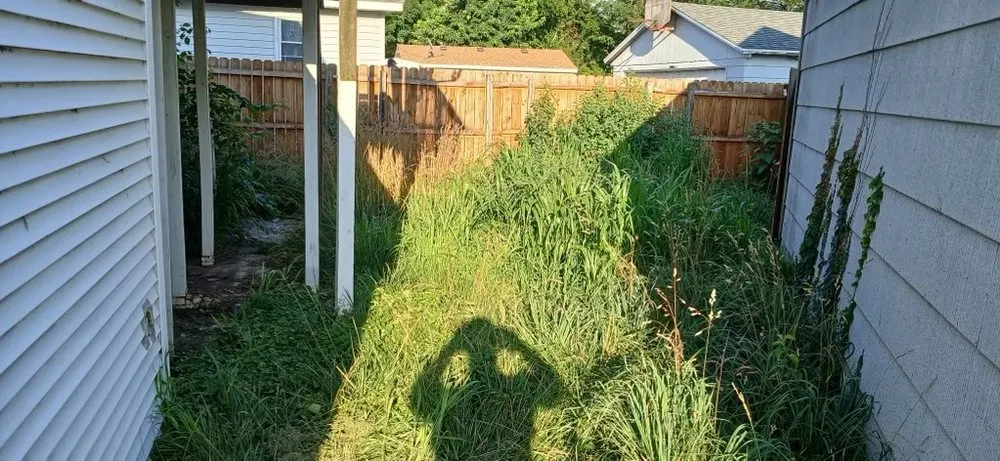 Slide of Smittys Do It all