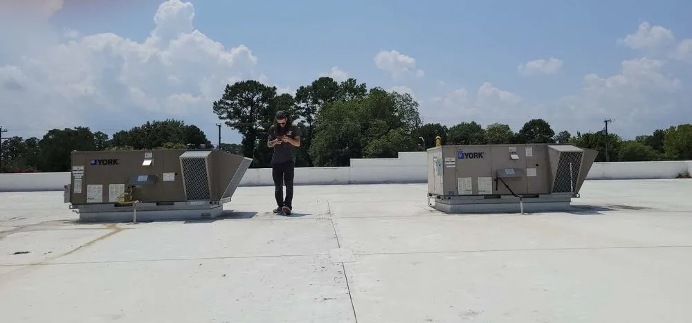 Slide of Smitty’s Hvac/r & Plumbing Services