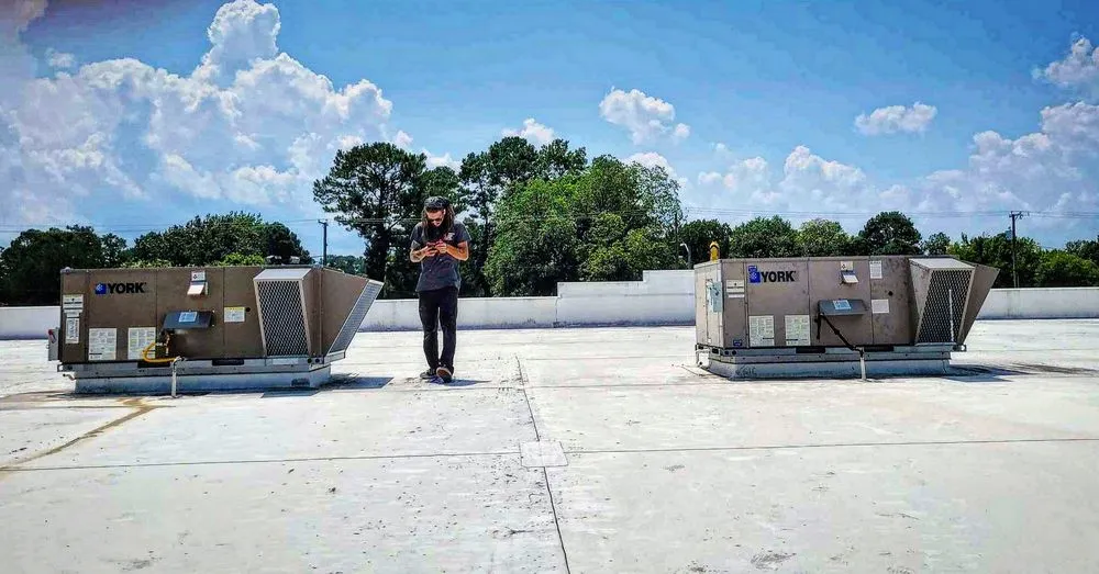 Slide of Smitty’s Hvac/r & Plumbing Services