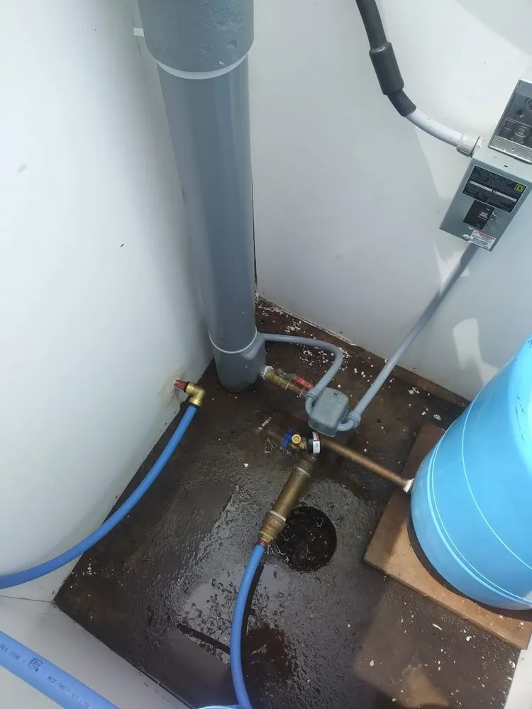 Quality water heater service experts serving Lansing, MI - Snow Wonder Services
