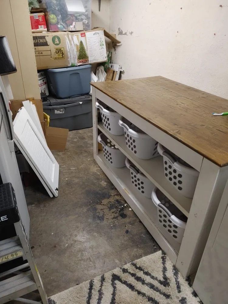 Slide of So In Handyman