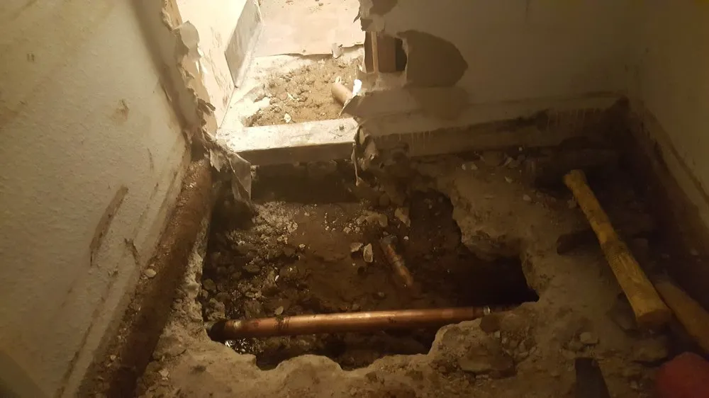 Slide of Solid Plumbing & Drains