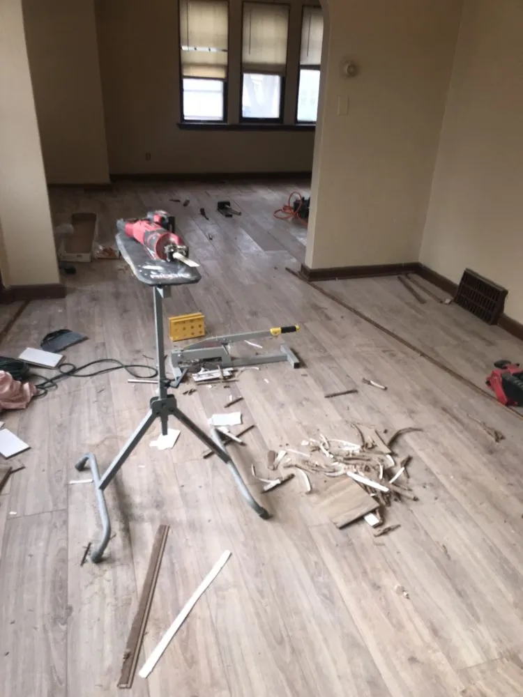 Slide of Solo handyman services