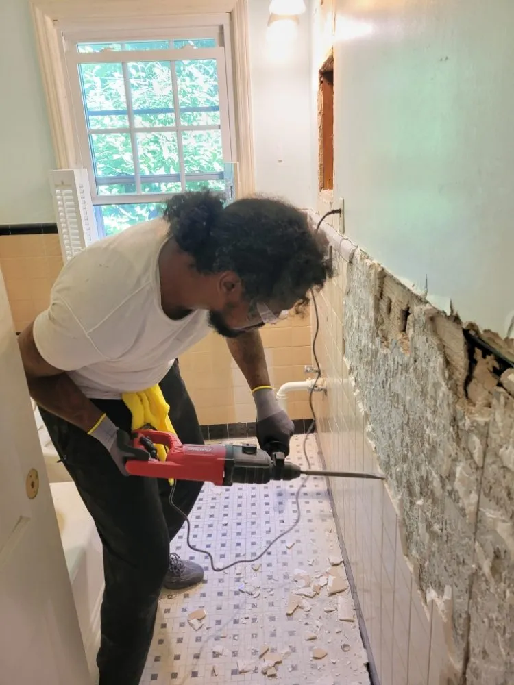 Slide of Solution Source Handyman