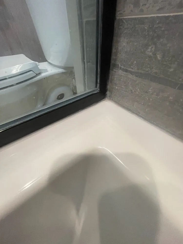 Slide of Solutions Tub & Mechanical