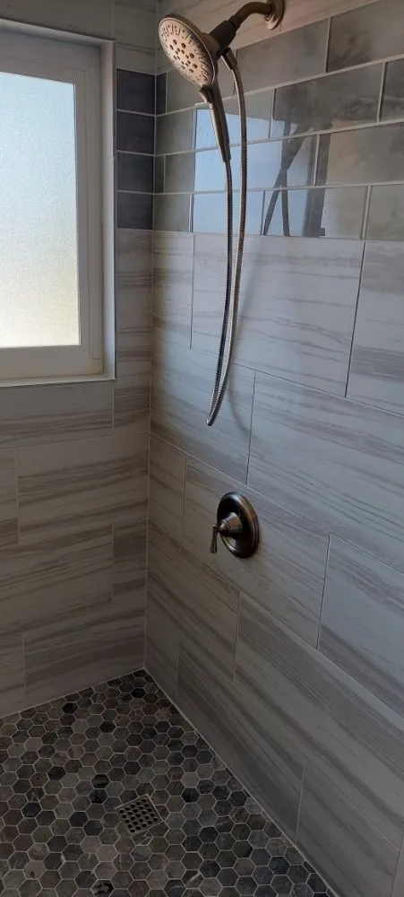 Slide of Solutionz Plumbing