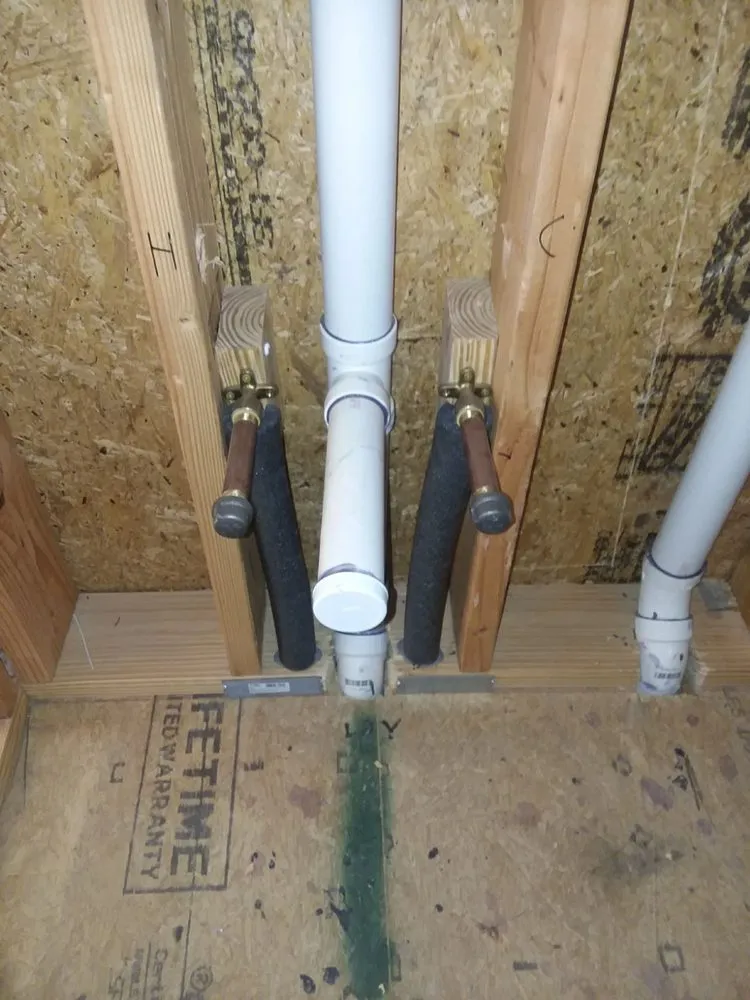 Slide of Sons Of DeLeon