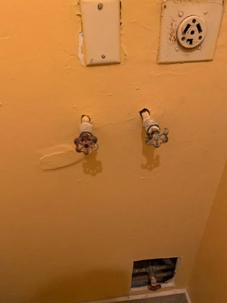 Quality water heater service service in Carol City, FL - SOS 24/7 Plumbing