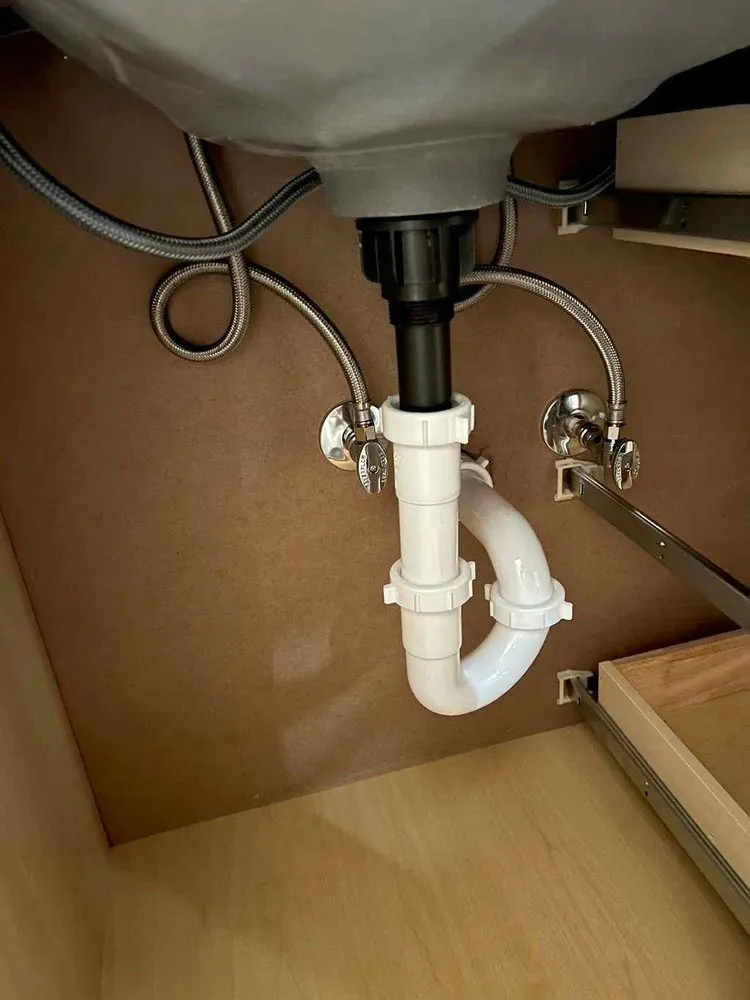 Slide of SOS Plumbing and Drain