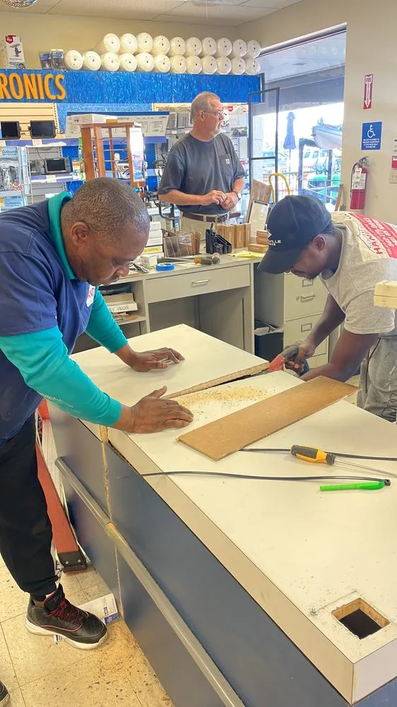 Top-rated leak detection experts serving Jeffersontown, KY - South Handyman