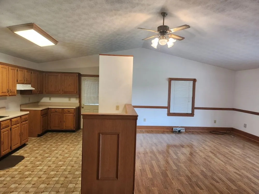 Slide of Southernwoods Woodworking