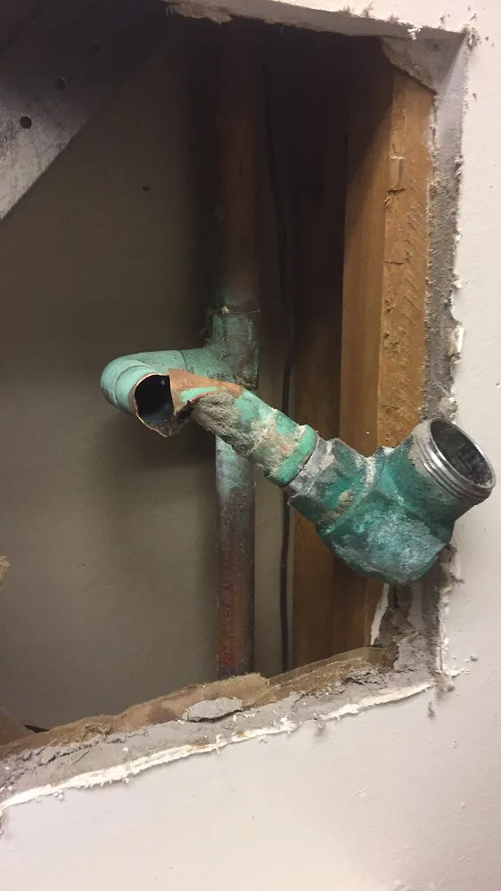 Slide of Southpaw Plumbing & Metering Services