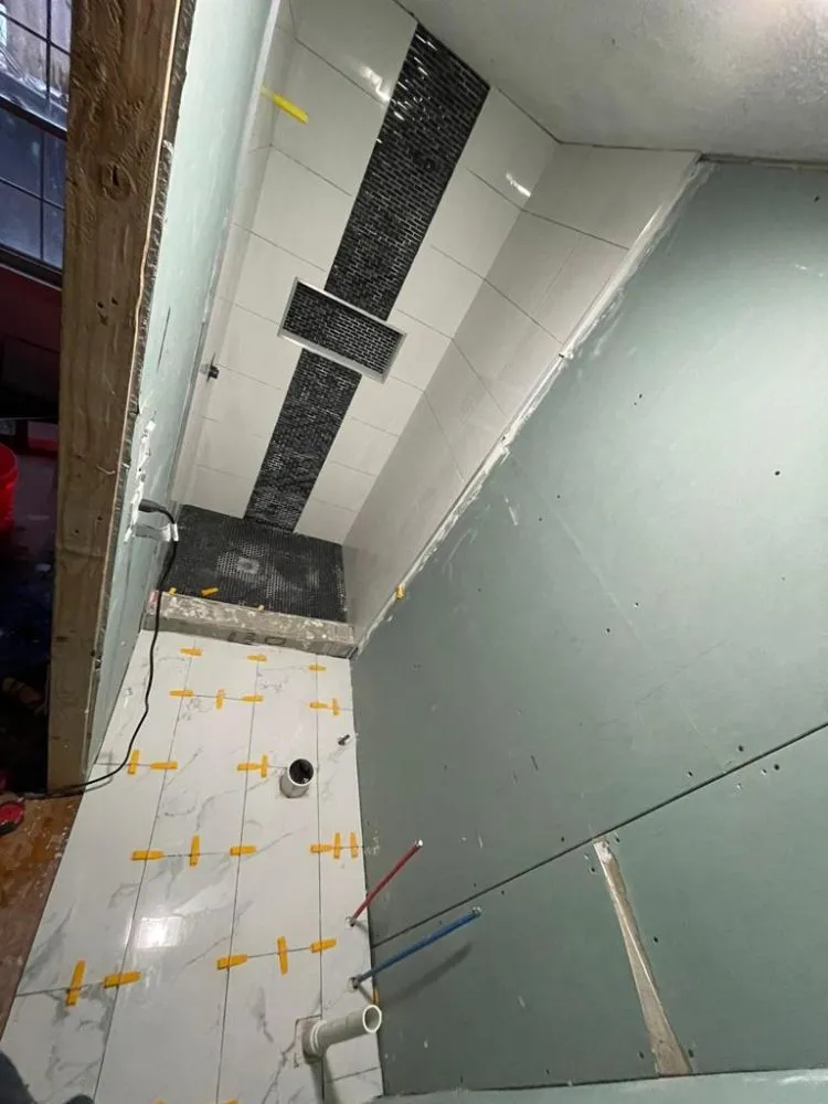 Slide of Souzas General Construction