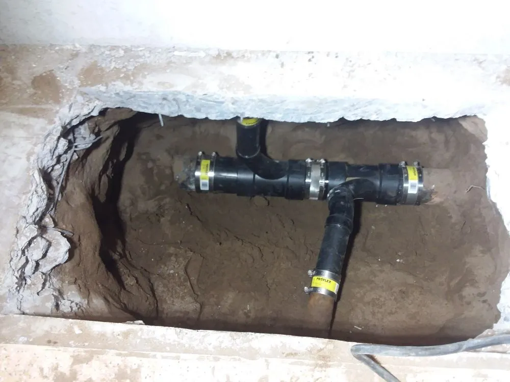 Slide of Speedy Drains Hawaii