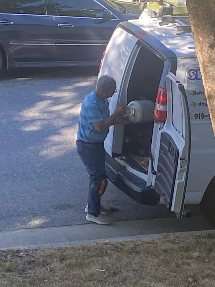 Slide of Speedy Nelson HVAC Repair