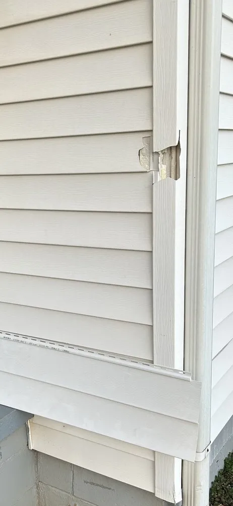 Slide of Squeaky Door Handyman