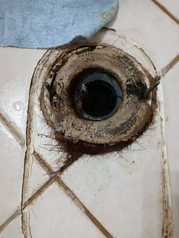 Slide of S&R Drain Services