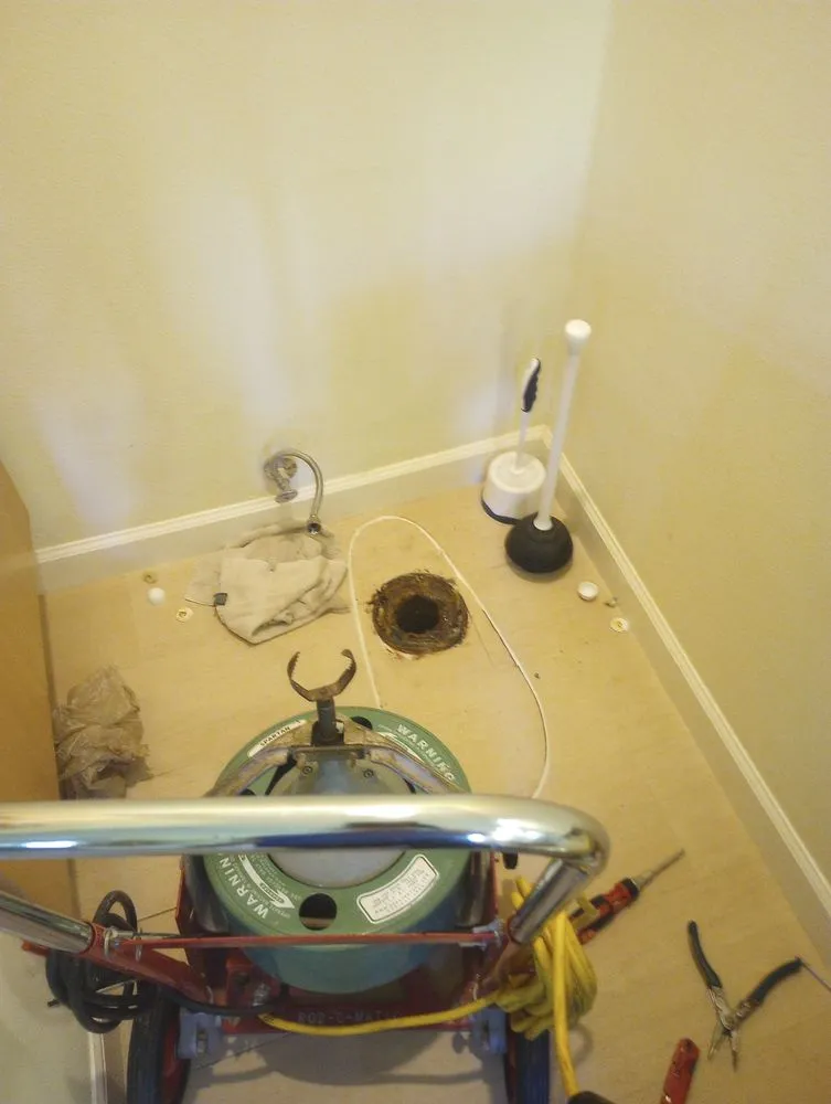 Slide of S&R Drain Services