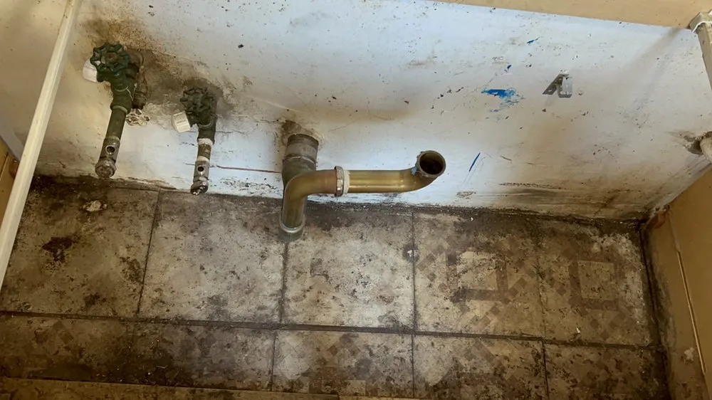 Slide of SR NY Management