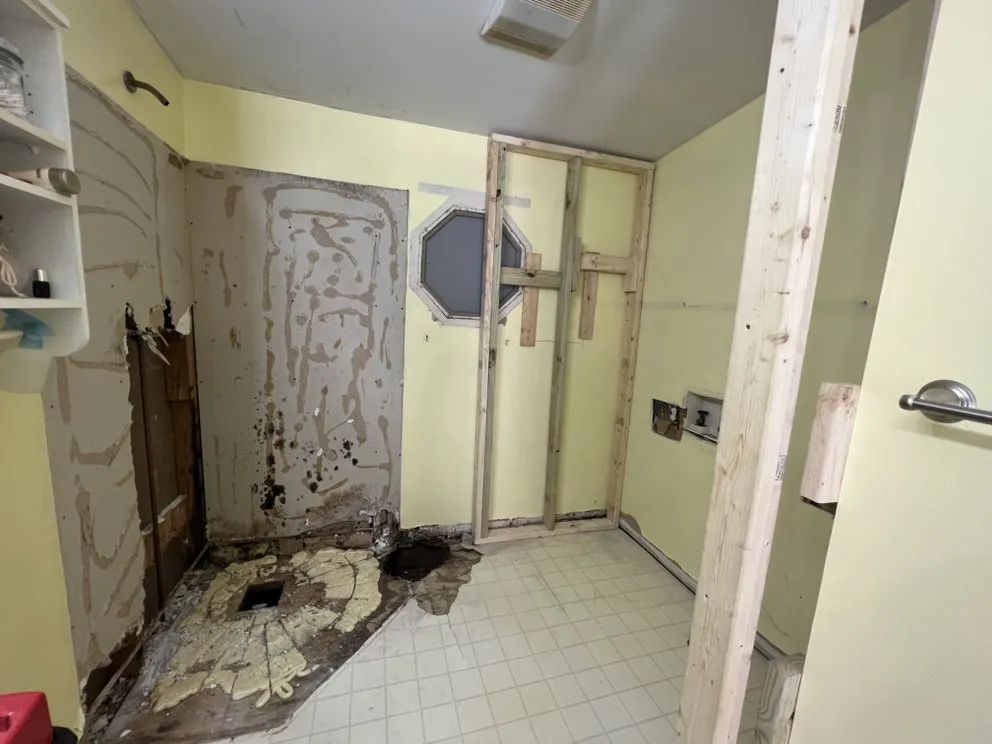 Slide of Sr. Plumbing Services