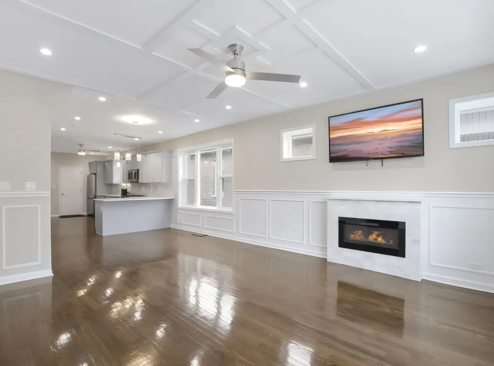 Slide of SSS Realty Consulting