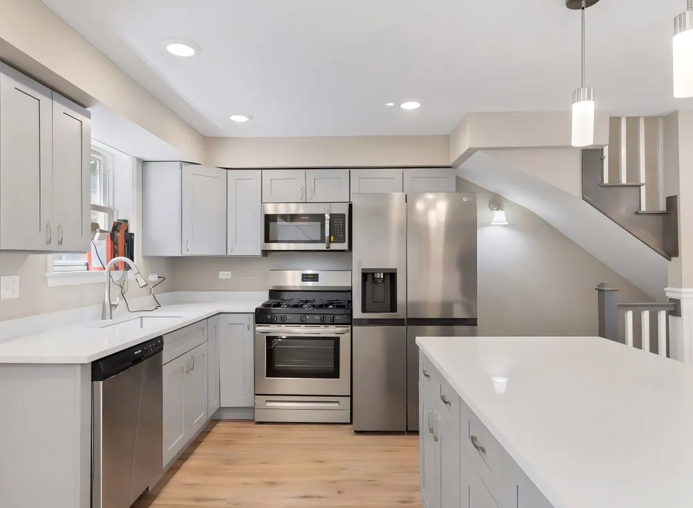 Slide of SSS Realty Consulting