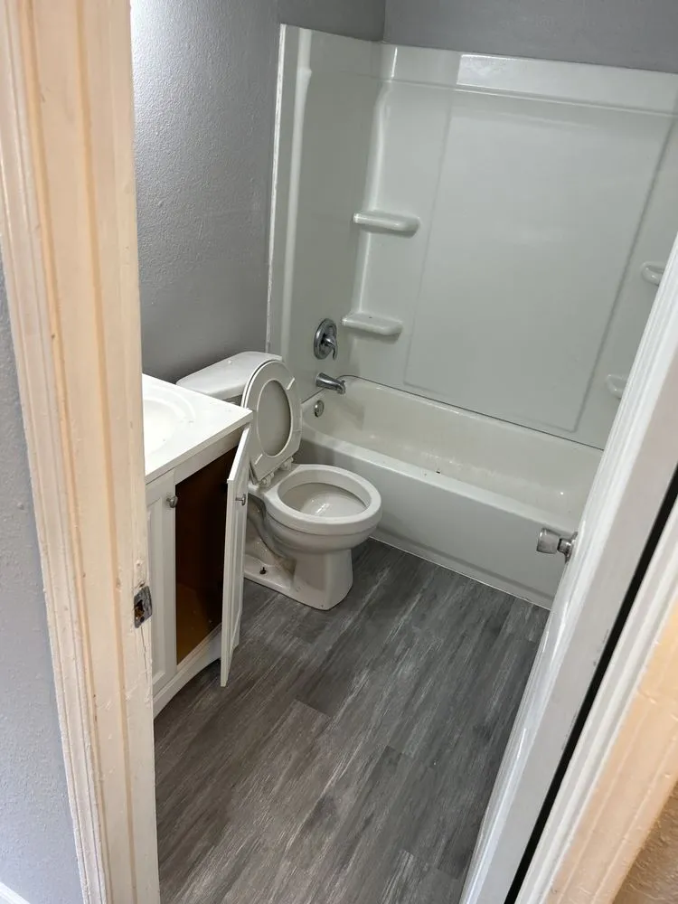 Slide of St Vicente Home & Business Remodeling