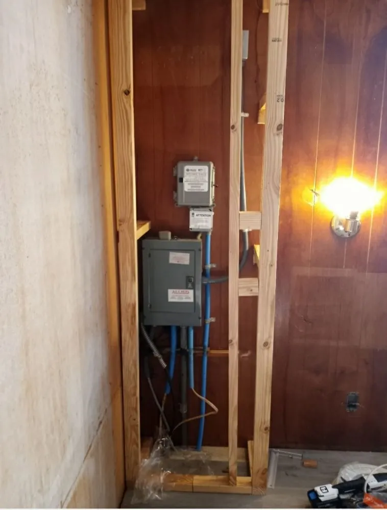 Slide of STAN the Handyman