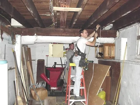 Standard Plumbing & Heating Co Logo