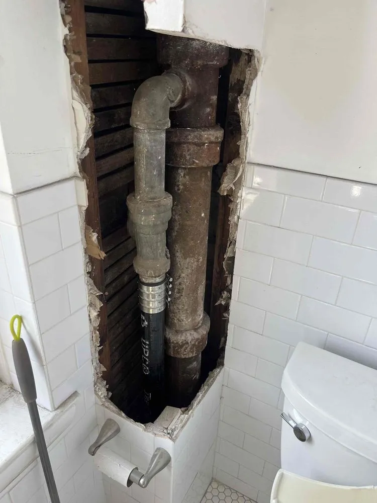 Expert leak detection for homes in Brooklyn, NY by Stanley Lewis Plumbing and Heating