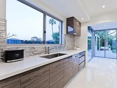 Star West Plumbing Logo