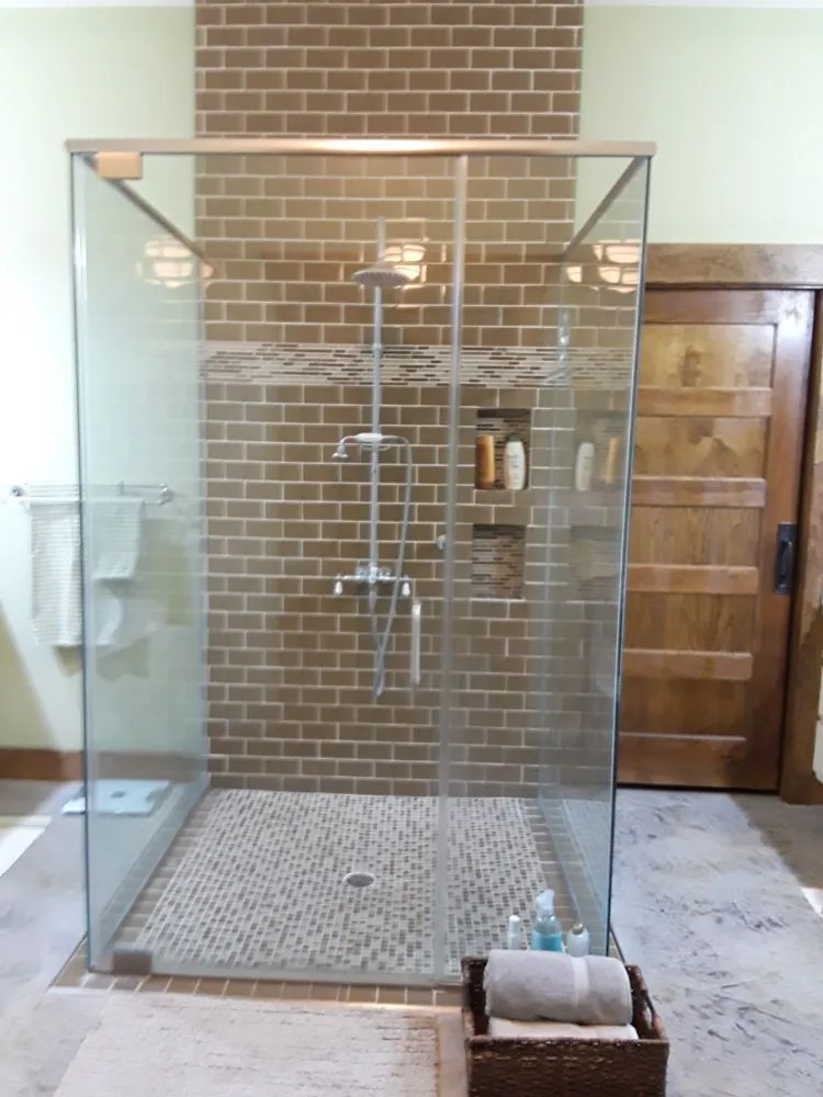 Slide of Stars General Contractors