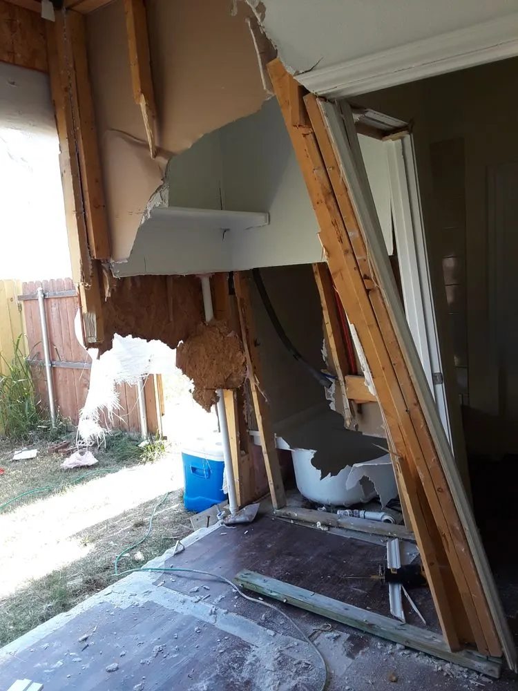 Trusted water heater service service in Dallas, TX - Stars General Contractors