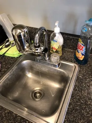 State Line Plumbing Logo