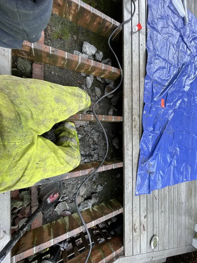 Slide of Steady Flow Sewer & Drain