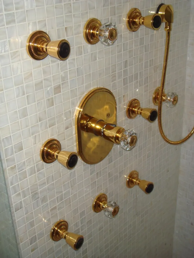 Slide of Stella's Plumbing