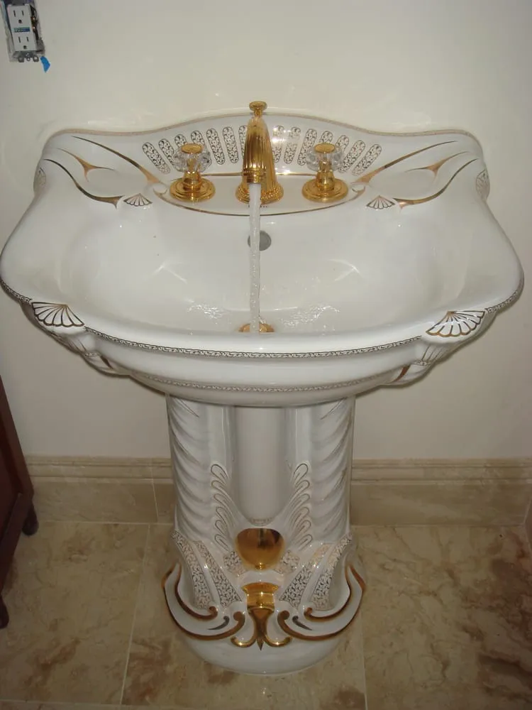 Slide of Stella's Plumbing