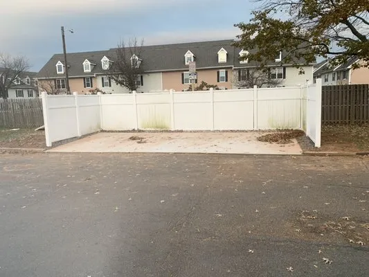 Stephan’s Handyman Services Logo