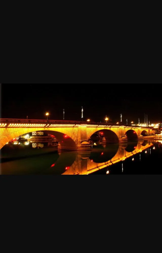 Slide of Steve Dinnen Services