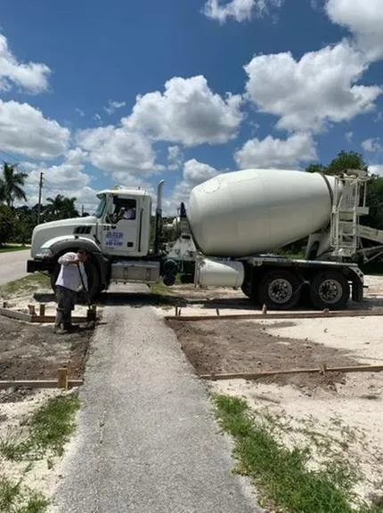 Slide of Steve's Home Improvement - Palm Beach