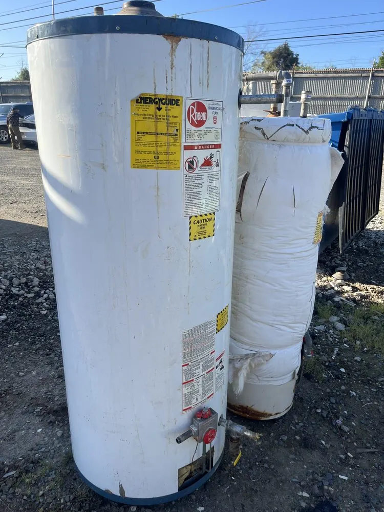 Slide of Stila Contractor