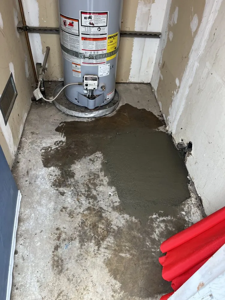 Slide of Stila Contractor