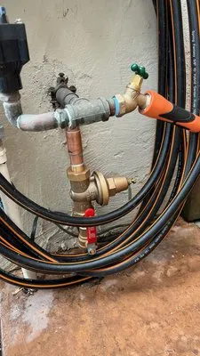 Strand Plumbing Logo