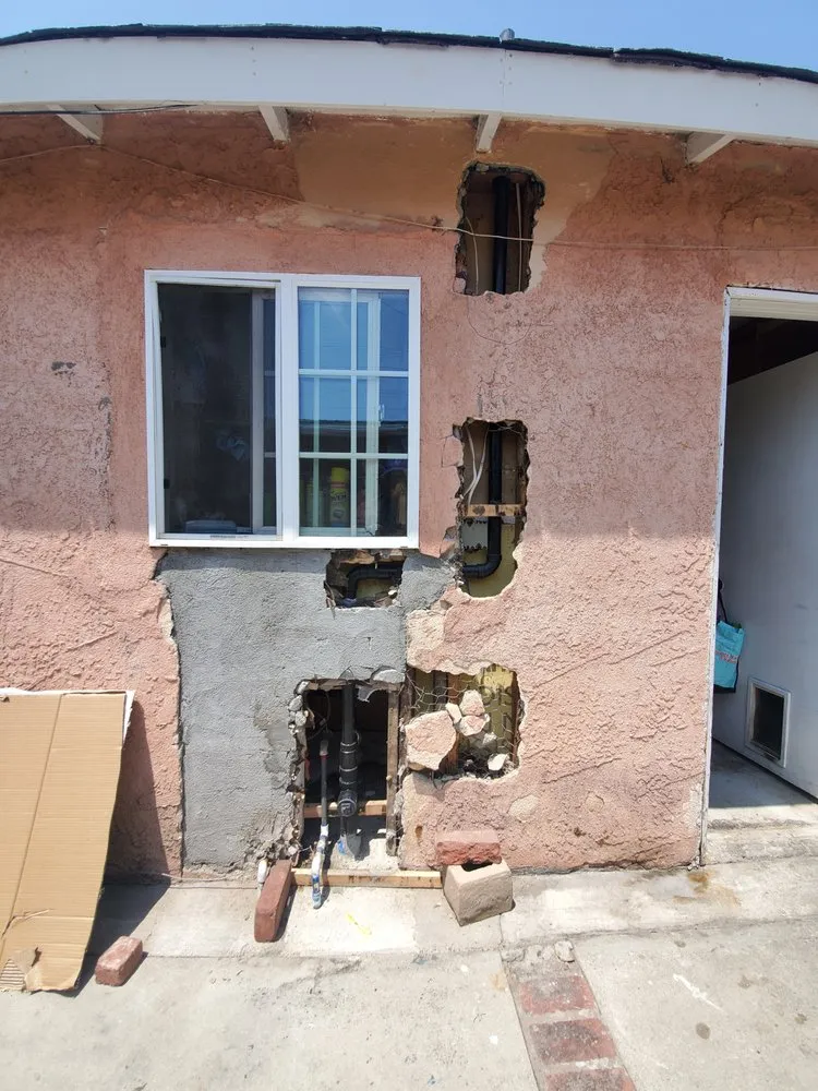 Slide of Streamline General Building