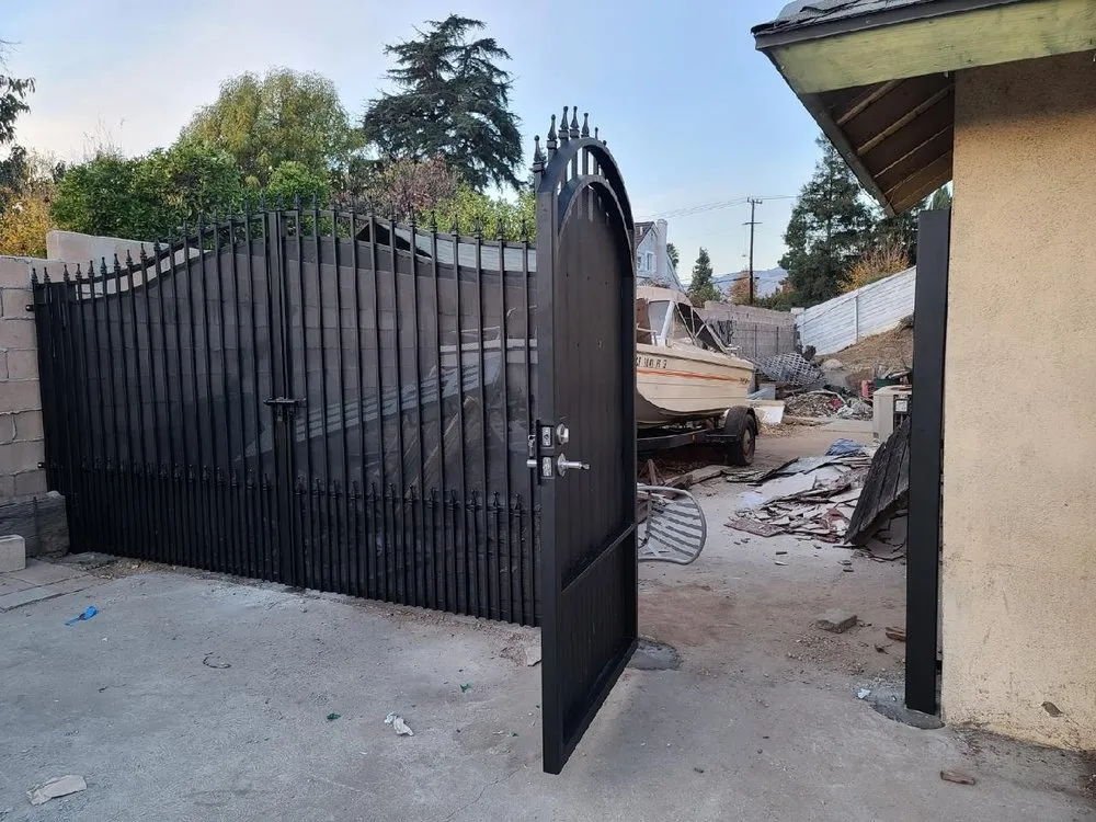 Slide of Streamline General Building