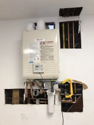 Streamline Repipe and Plumbing Logo