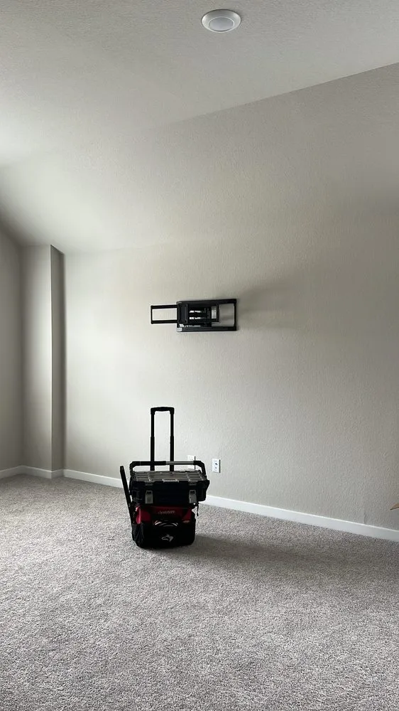 Slide of Strong Arm Mounting