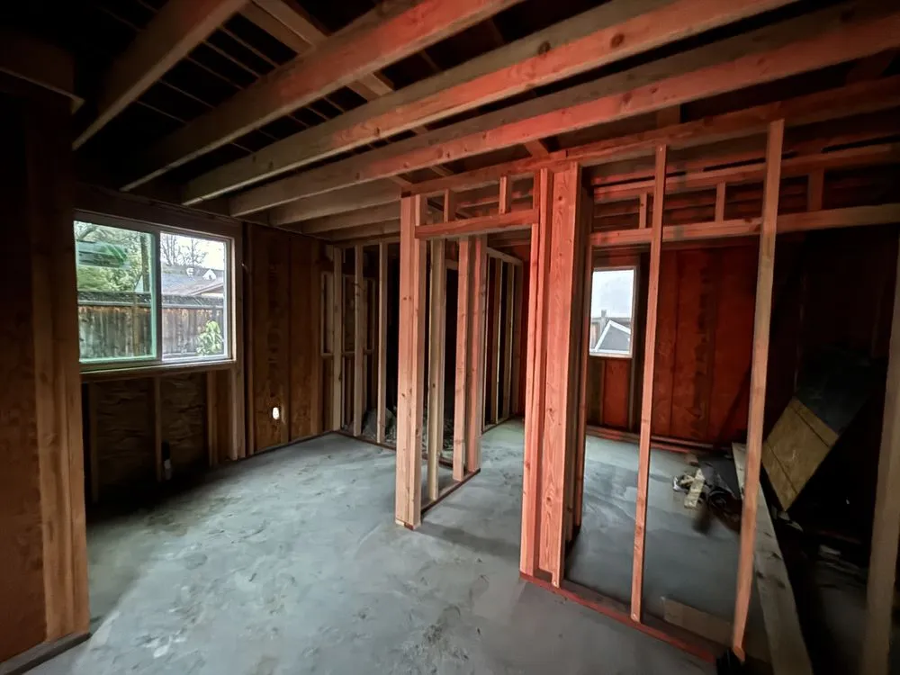 Slide of Strong General Builder